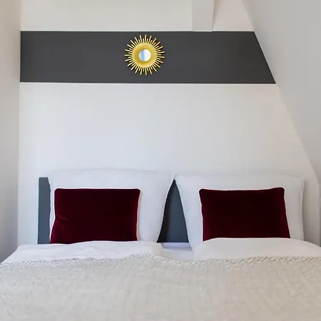 Fullhouse - Halle - M14 Apartments - Marketplace - Wonderful View Room photo