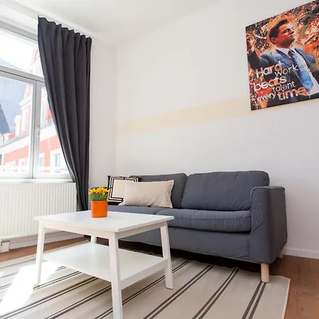 Fullhouse - Halle - M14 Apartments - Marketplace - Wonderful View Room photo